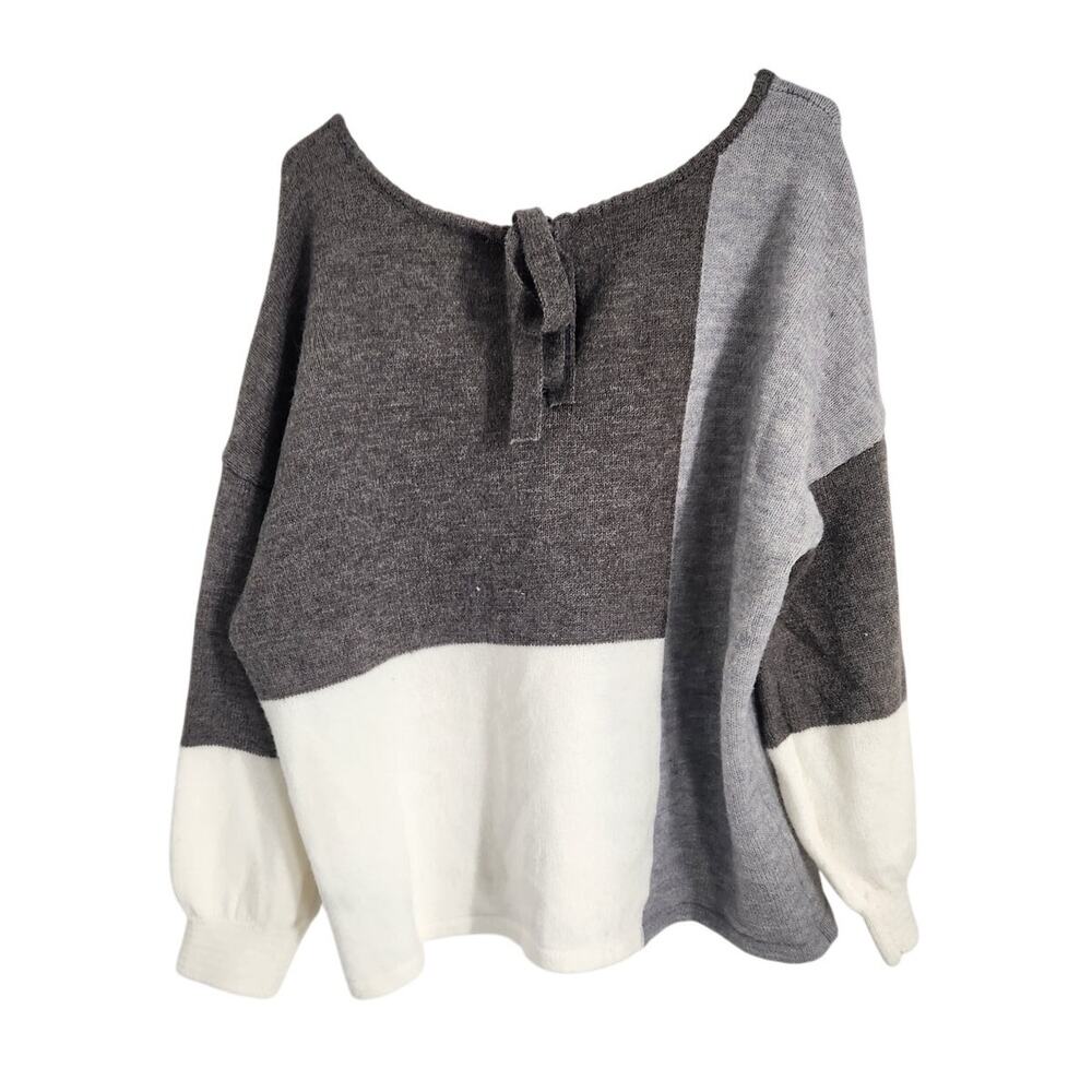 Maurices Gray & White Color Block Bishop Sleeve S… - image 2